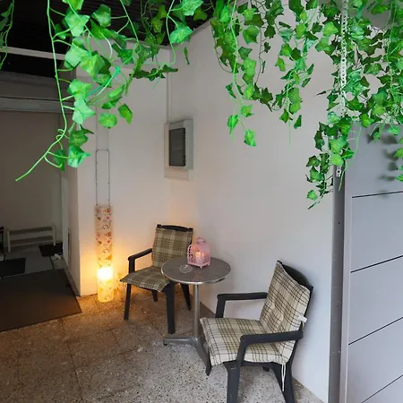 Lägenhet Messe Airport Dus With Terrace Duisburg