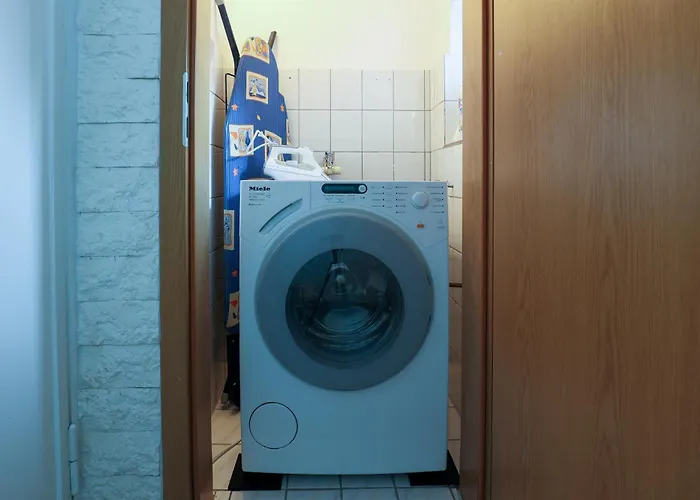 Messe Airport Dus With Terrace Апартаменты